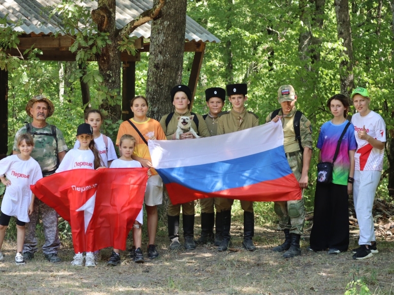 Активная молодёжь сходила в поход в окрестностях Зазулина